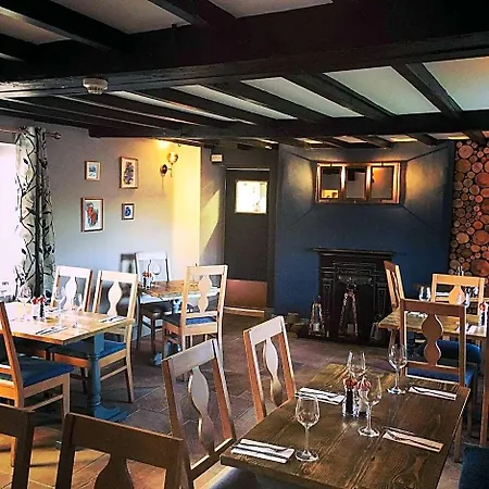 Hotel The Greyhound, Hackforth Near Bedale